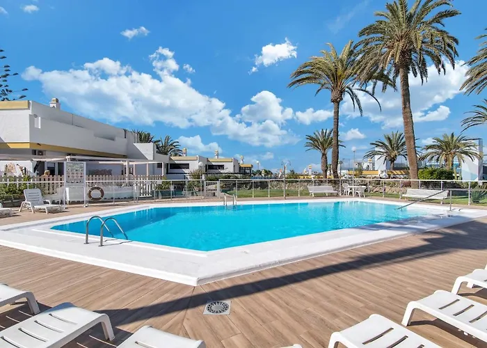 Apartment Home2book The Place To Be, Pool&beach *