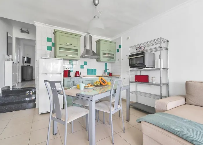 Home2book The Place To Be, Pool&beach Apartment