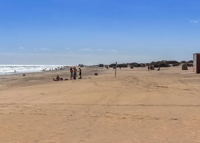 Home2book The Place To Be, Pool&beach *